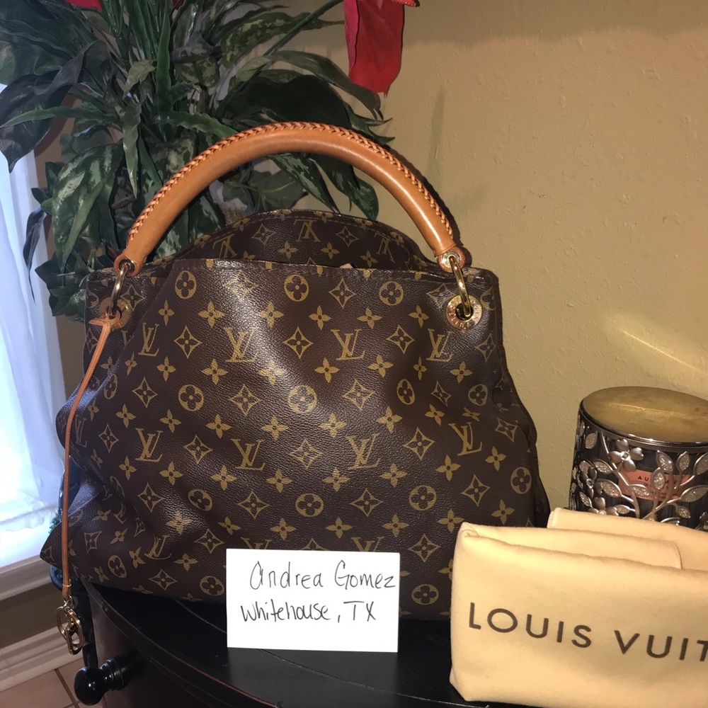 LV Artsy MM bag